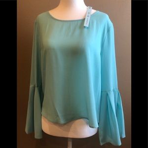 Mint Green blouse with bell sleeves Size S